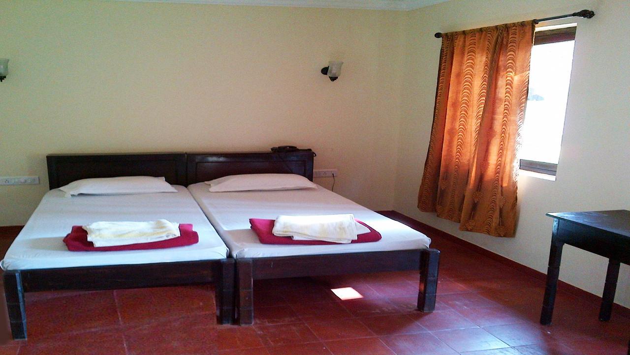 Lamour Beach Resort Benaulim Eksteriør bilde