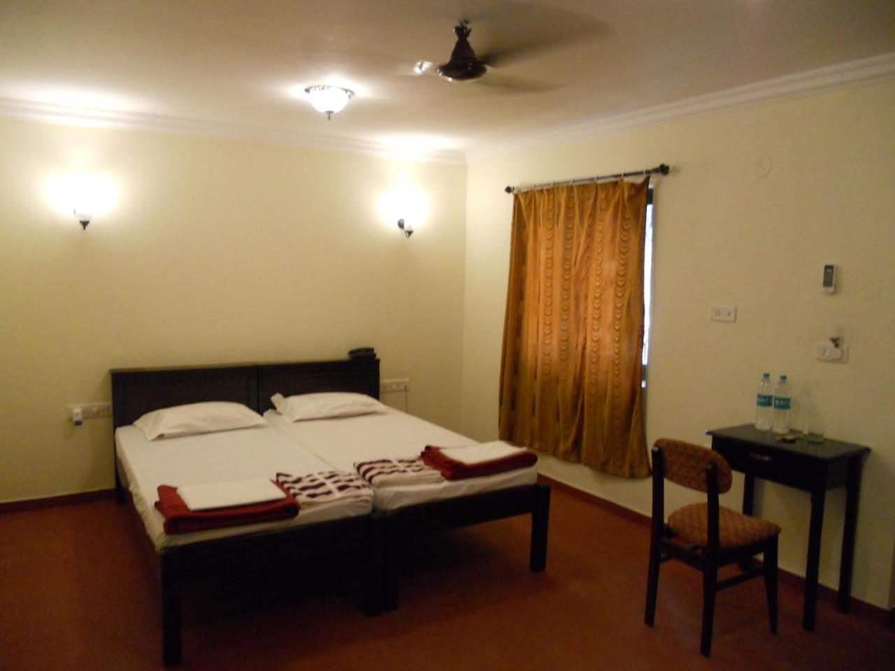 Lamour Beach Resort Benaulim Eksteriør bilde