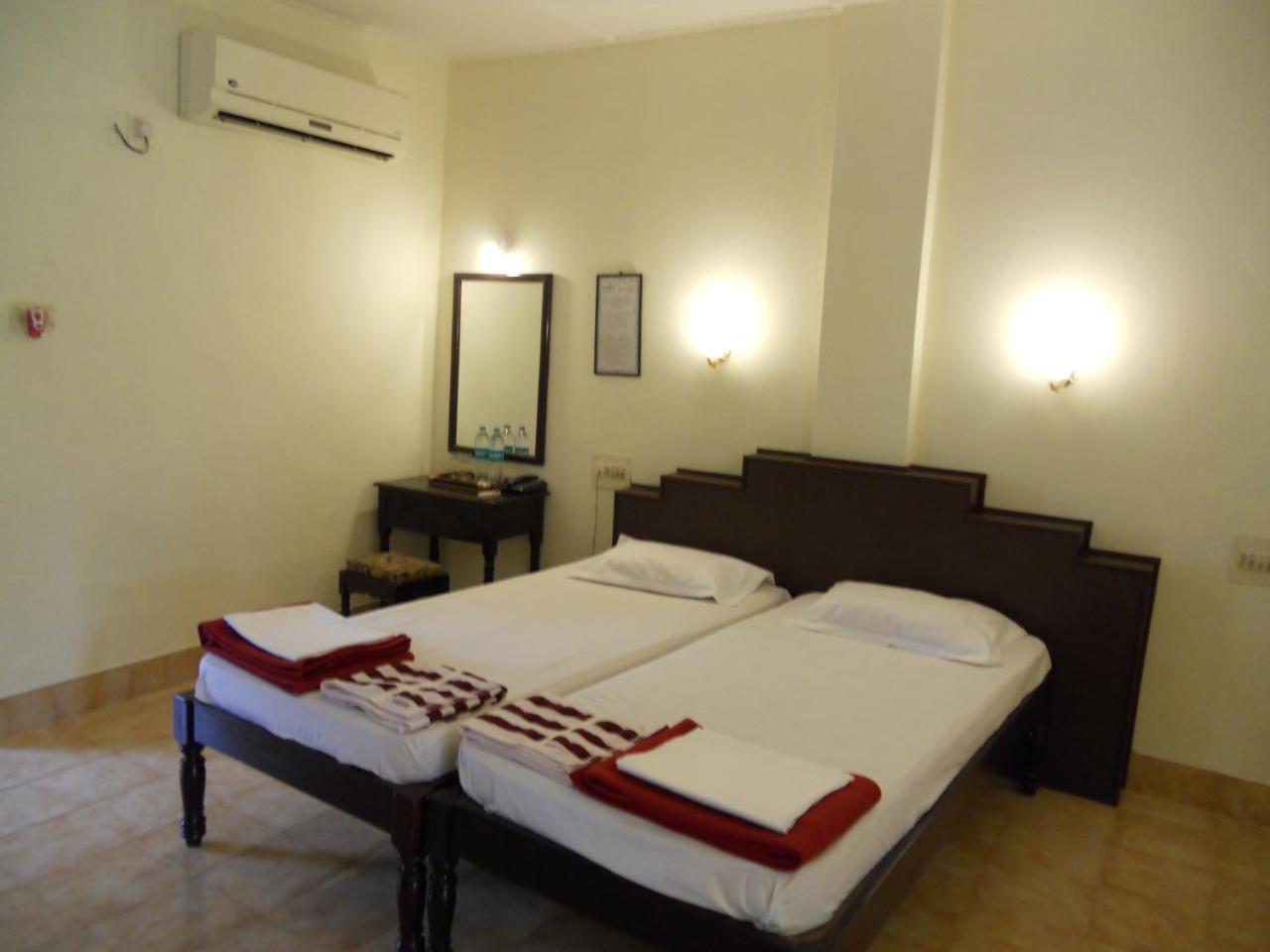 Lamour Beach Resort Benaulim Eksteriør bilde